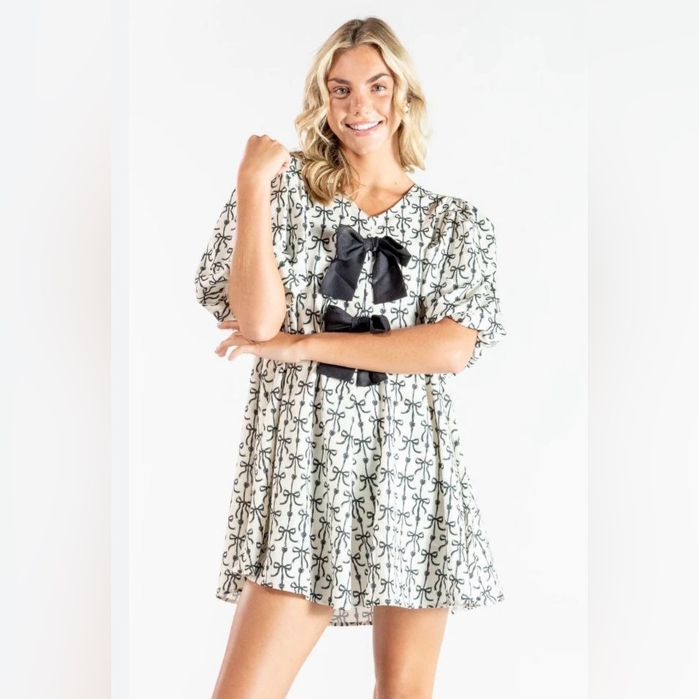 Simply Southern Black and Cream Bow Dress in M - NWT